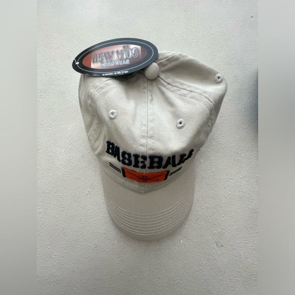 New Vibe Headwear Caps - Picture 3 of 5